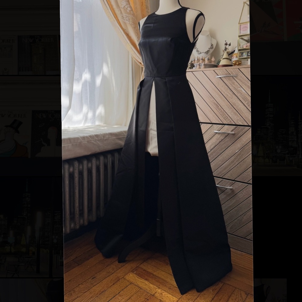 Alice & Olivia Black & White Gown